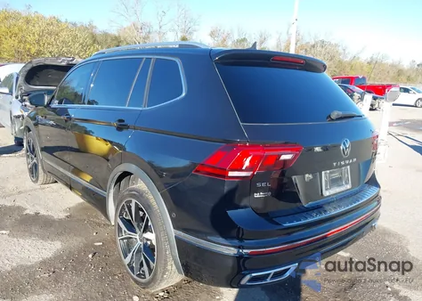 2022 Volkswagen Tiguan 2.0T Sel R-Line из США, поврежденный, VIN 3VV4B7AX3NM031328